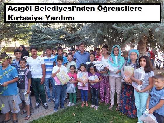 Acıg&ouml;l Belediyesi&rsquo;nden &Ouml;ğrencilere Kırtasiye Desteği