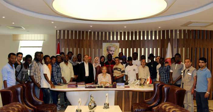 Afrikalı Öğrencilerden Rektör Kılıç’a Ziyaret