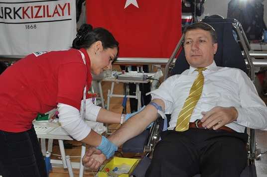 Altınyıldız Koleji Öğretmenleri ve Personeli Kan Bağışında Bulundu