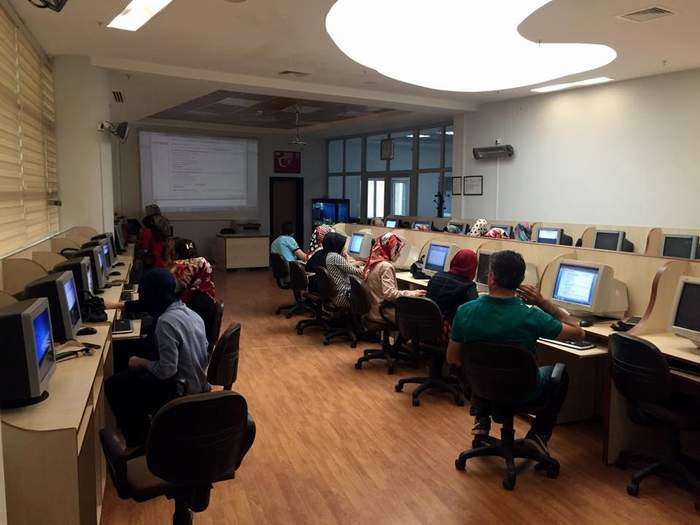 Bilgisayar Eğitimi Daha Yaygın Hale Geliyor