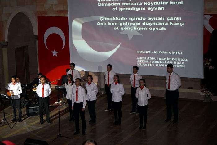Çanakkale Zaferi’nin 101.Yıldönümü ve Şehitler Günü Törenlerle Kutlandı