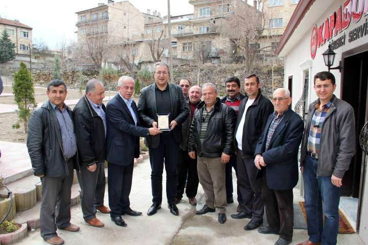 Düzgün’den Belediye Başkanı Ünver’e Teşekkür Plaketi