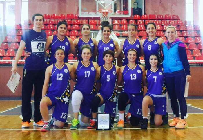 Nevşehir Gençlik Spor Genç Kız Basketbol Takımı Bölge Şampiyonu
