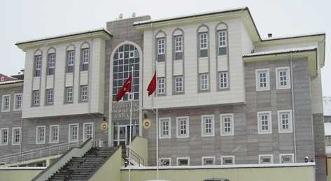 Gülşehir’e 1 Savcı ve 3 Hâkim Atandı