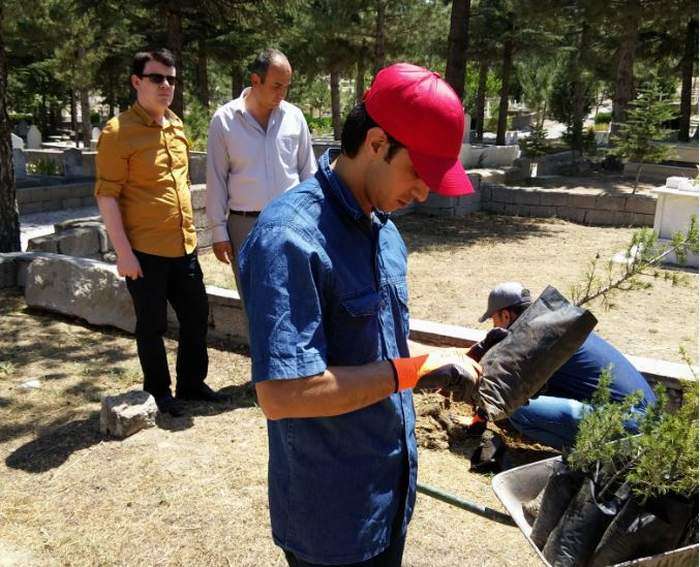 Hükümlüler Cezalarını Fidan Dikerek Tamamlıyor