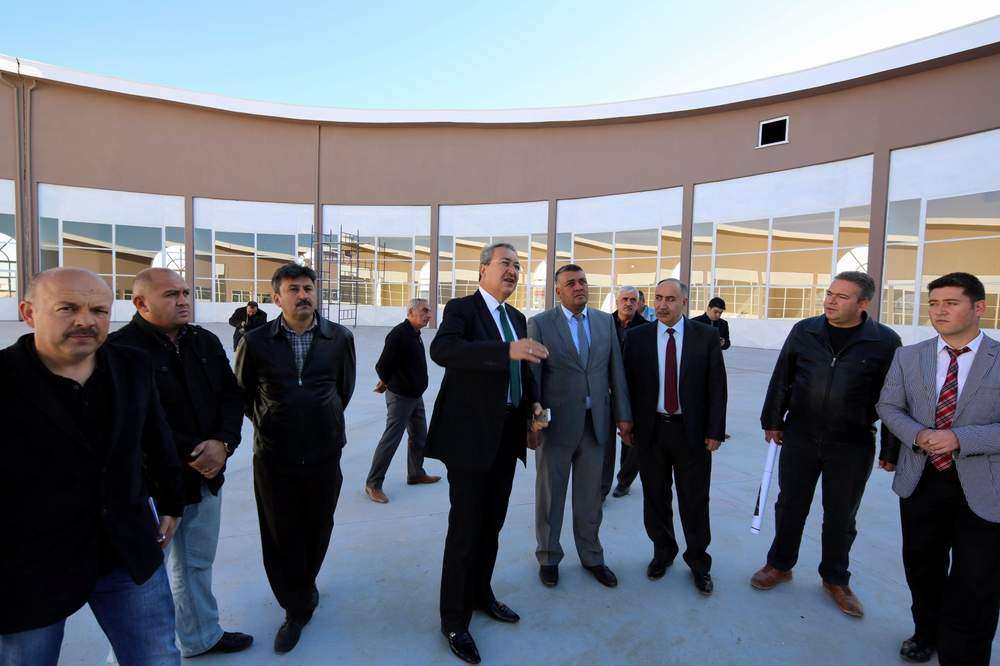ÜNVER, MODERN SEBZE  VE MEYVE HALİ’NDE İNCELEMELERDE BULUNDU 