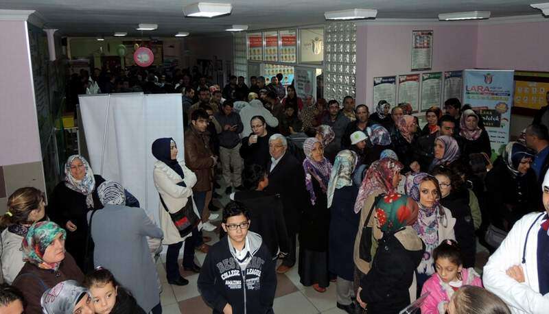 Lara Koleji Bursluluk Sınavına Muhteşem Katılım