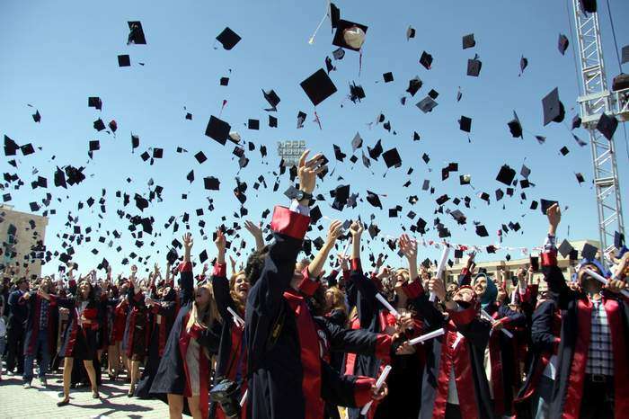 Nevşehir Hacı Bektaş Veli Üniversitesi’nde  Muhteşem Mezuniyet Töreni