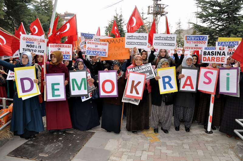 Nevşehir Memurlar Derneği Adliye Önünde Eylem Yaptı