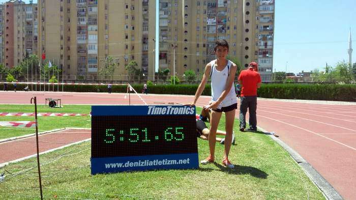 Nevşehirli Atlet 2 T&uuml;rkiye Rekoru Kırdı