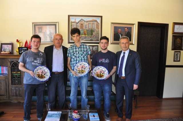 Tesan AÖL Öğrencilerinden Örnek Davranış