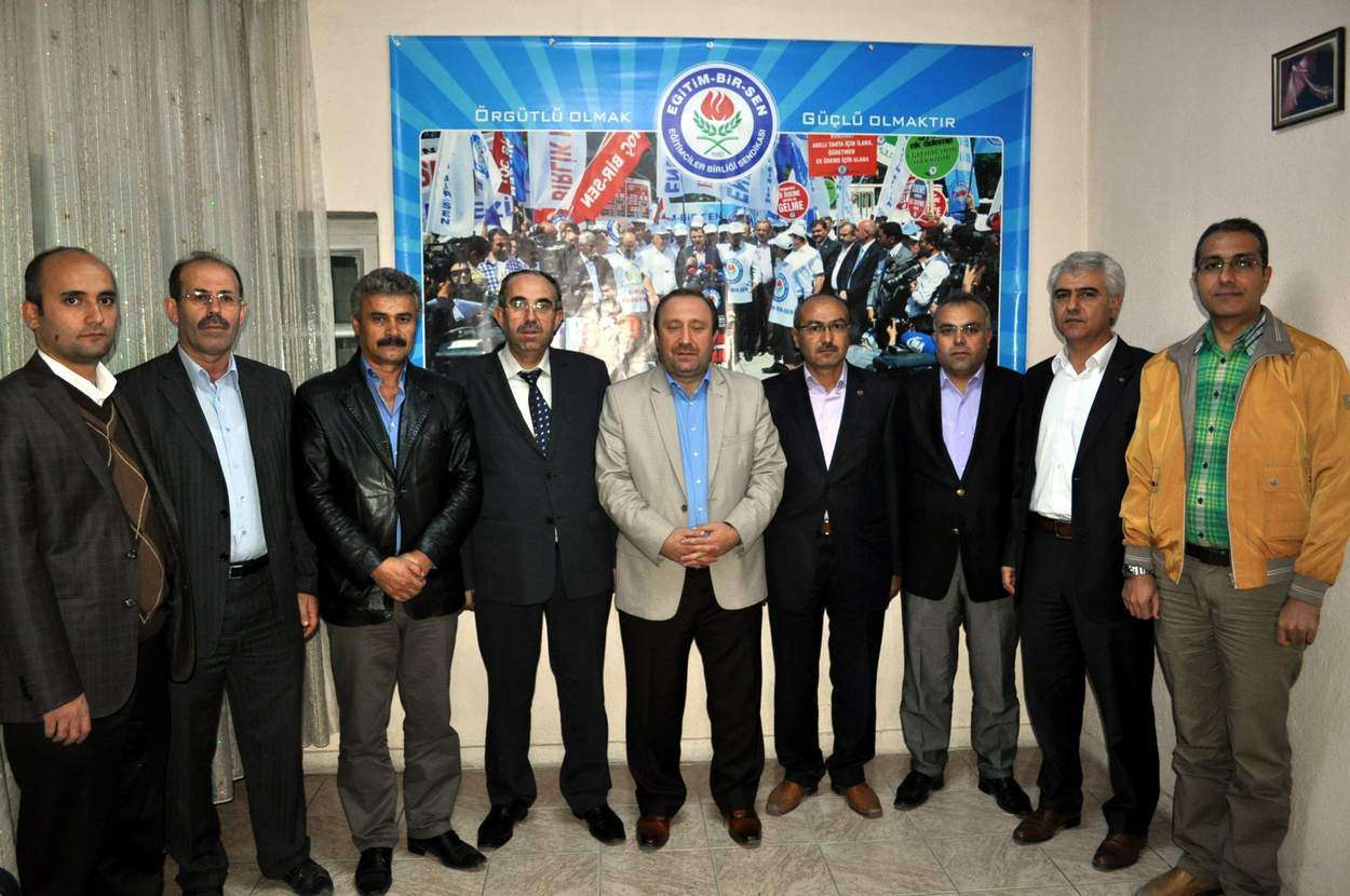 Öztürk, TOÇBİRSEN Üyelerinin Sorunlarını Dinledi 