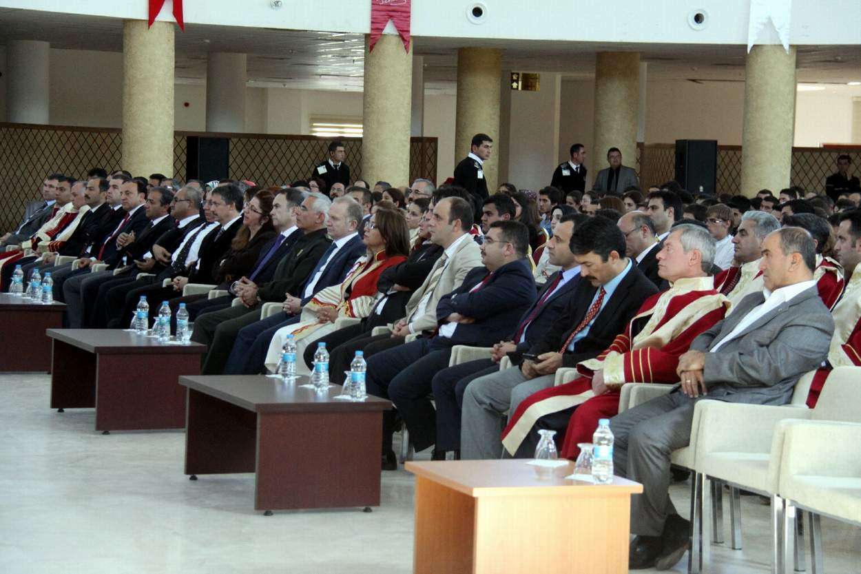 Nevşehir Üniversitesinde 2013-2014 Akademik Yılı Açılış Töreni