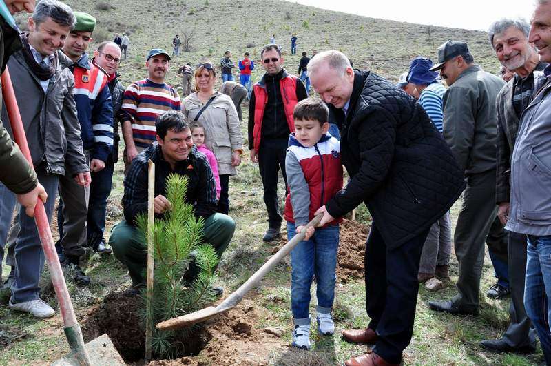 Ürgüp’te 8 Bin Fidan Toprakla Buluşturuldu