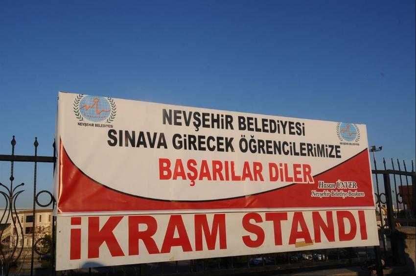 Nevşehir Belediyesi Üniversite Öğrencilerine Çorba İkramına Devam Ediyor