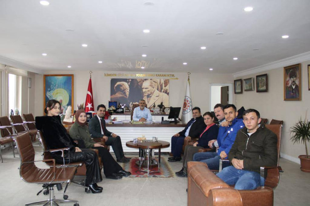 KYK öğrencilerinden Hacıbektaş Belediye Başkanı Altıok'a ziyaret