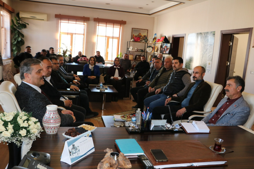 MHP İl Yönetiminden Uçhisar Belediye Başkanı Osman Süslü’ye ziyaret