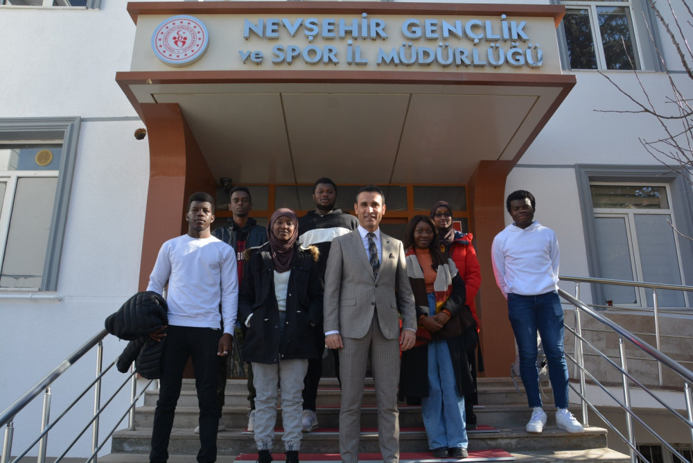 Nevşehir Afrikalı Öğrenciler Birliği Derneğinden İl Müdürü Özdemir’e ziyaret