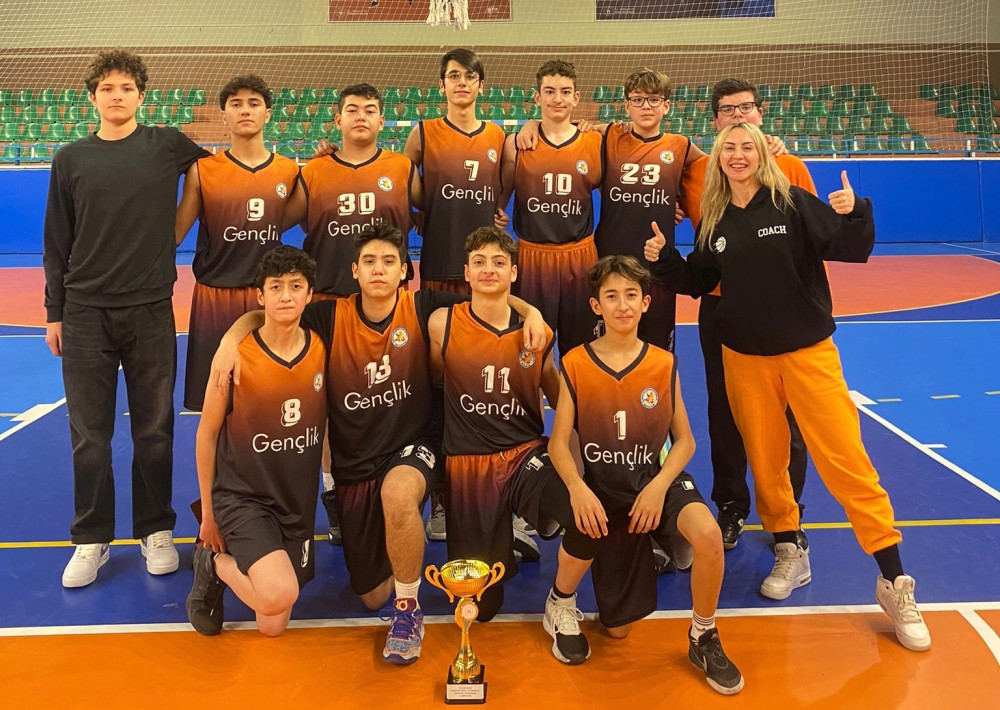 Nevşehir’de U-16 Kulüplerarası Erkekler basketbol şampiyonası tamamlandı