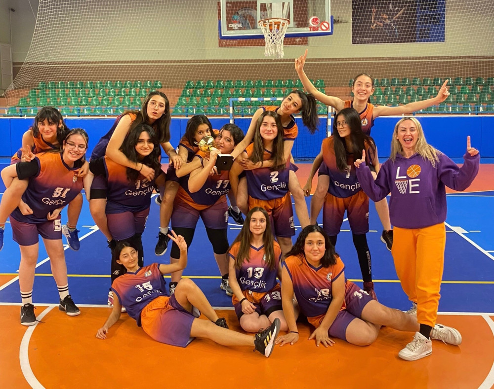 Nevşehir'de U-16 Kulüplerarası Kız Basketbol şampiyonası tamamlandı