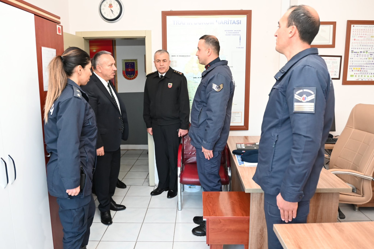 Vali Fidan, Hacıbektaş'ta Jandarma ve Emniyet'i ziyaret etti