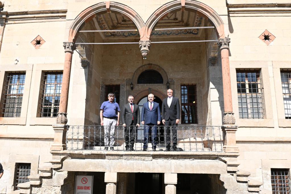 Vali Fidan, Kapadokya Üniversitesi’ni ziyaret etti